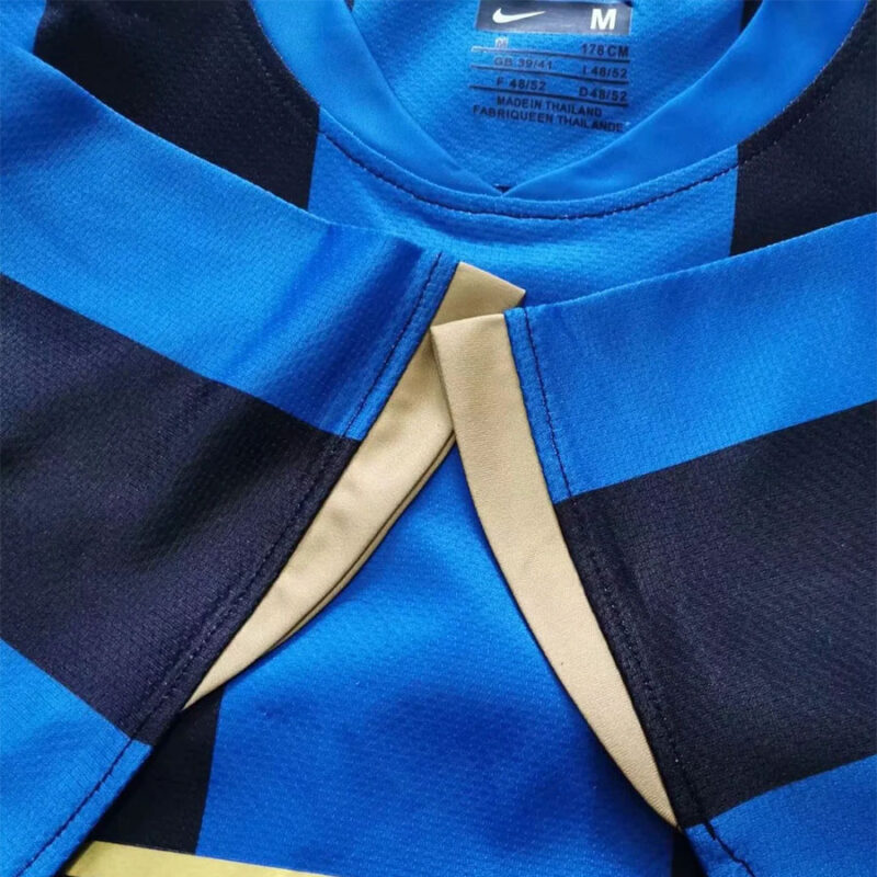 2008-2009 INT Home Retro Soccer Jersey - Image 4