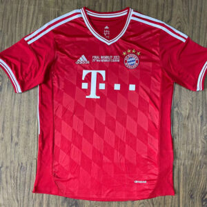 2013-2014 Bayern Home Retro Soccer Jersey (胸前决赛字)