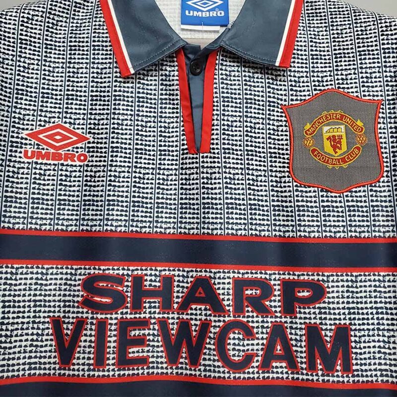 1995-1996 Man Utd Third Retro Soccer Jersey - Image 3