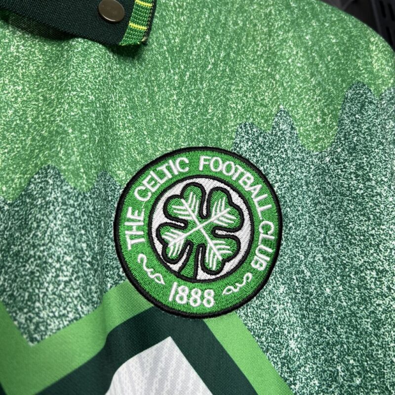 1991-1992 Celtic Away Green Retro Soccer Jersey - Image 5
