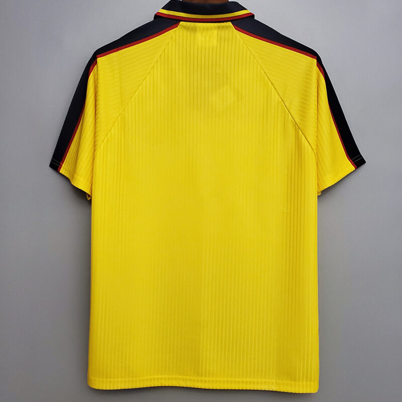 1994-1996 Scotland Yellow Retro Soccer Jersey - Image 2