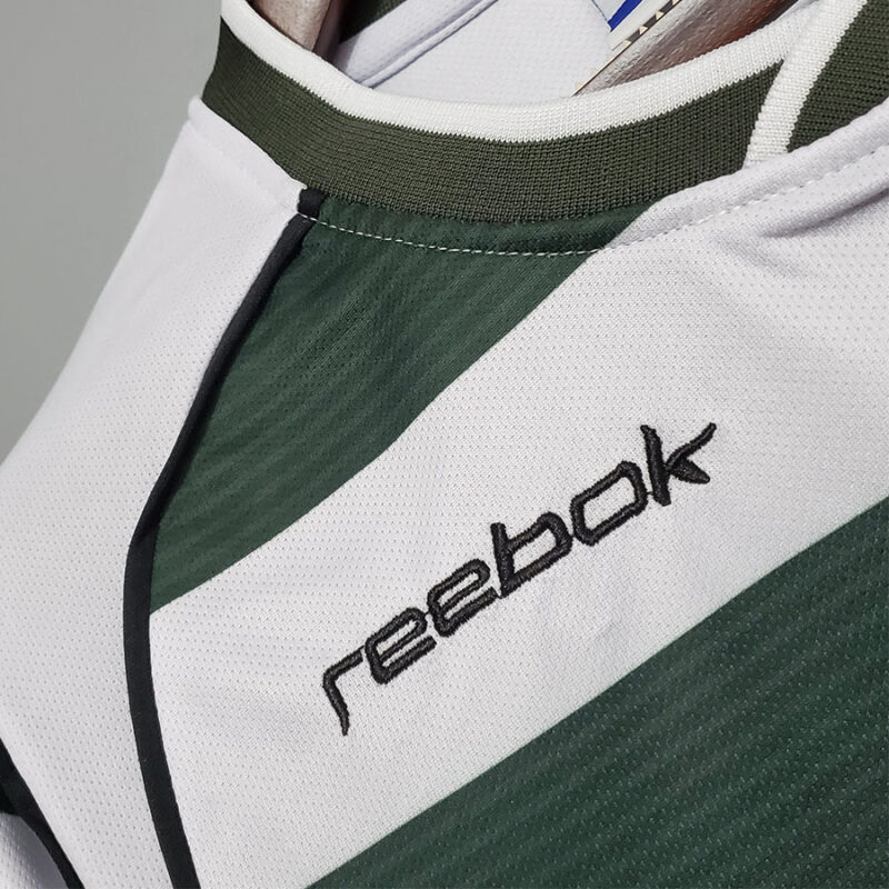 2001-2002 Sporting Lisbon Home Retro Soccer Jersey - Image 5