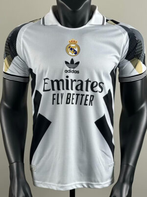 25-26 RMA White Special Edition Player Version Training Shirts (中间标)