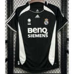 2006-2007 RMA Black Retro Soccer Jersey