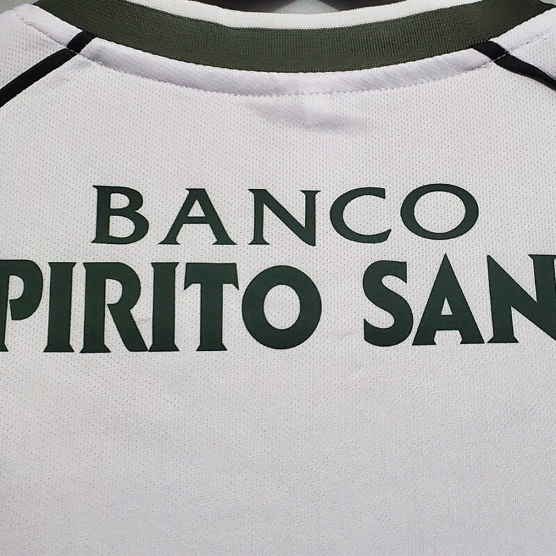 2001-2002 Sporting Lisbon Home Retro Soccer Jersey - Image 8