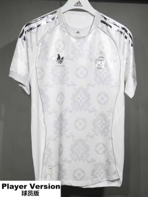 25-26 RMA Silver Grey Special Edition Player Version Training Shirts (球员)