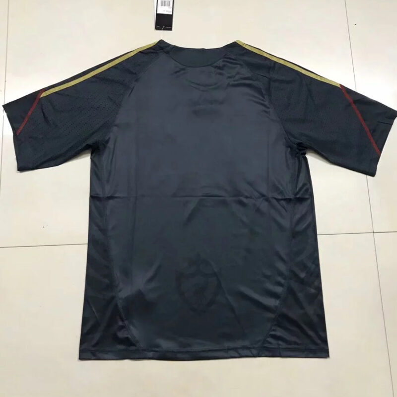 2009-2010 LIV Away Retro Soccer Jersey - Image 4