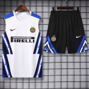25-26 INT White Tank top and shorts suit