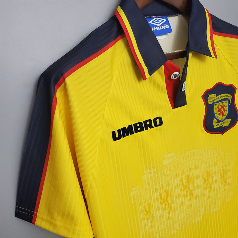 1994-1996 Scotland Yellow Retro Soccer Jersey - Image 4